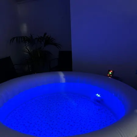 Island House * 洛斯瑟罗斯