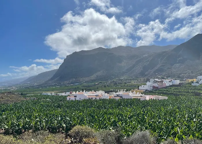 Island House * Los Silos