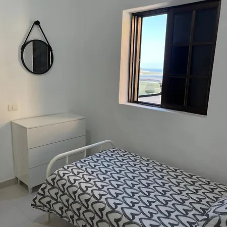 Nyaraló Island House *
