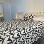 Island House * 로스실로스