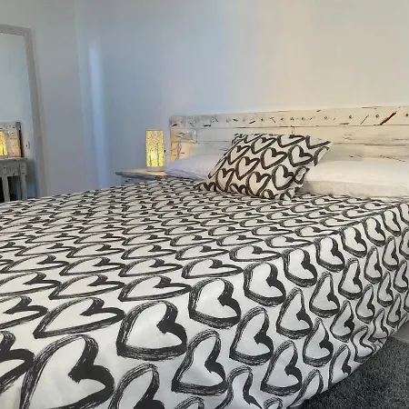 Island House * لوس سيلوس